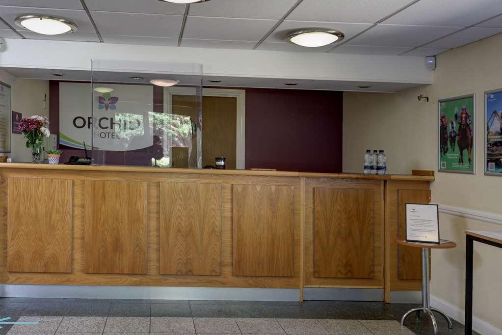 Orchid Epsom; Sure Hotel Collection By Best Western Dış mekan fotoğraf